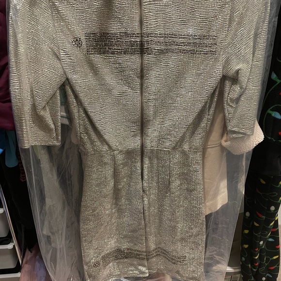 Alice and Olivia dress.🔥 - Picture 5 of 7